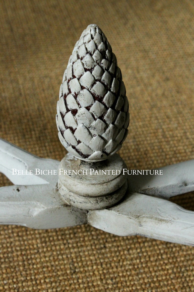 Gustavian Style Spacious Library Console