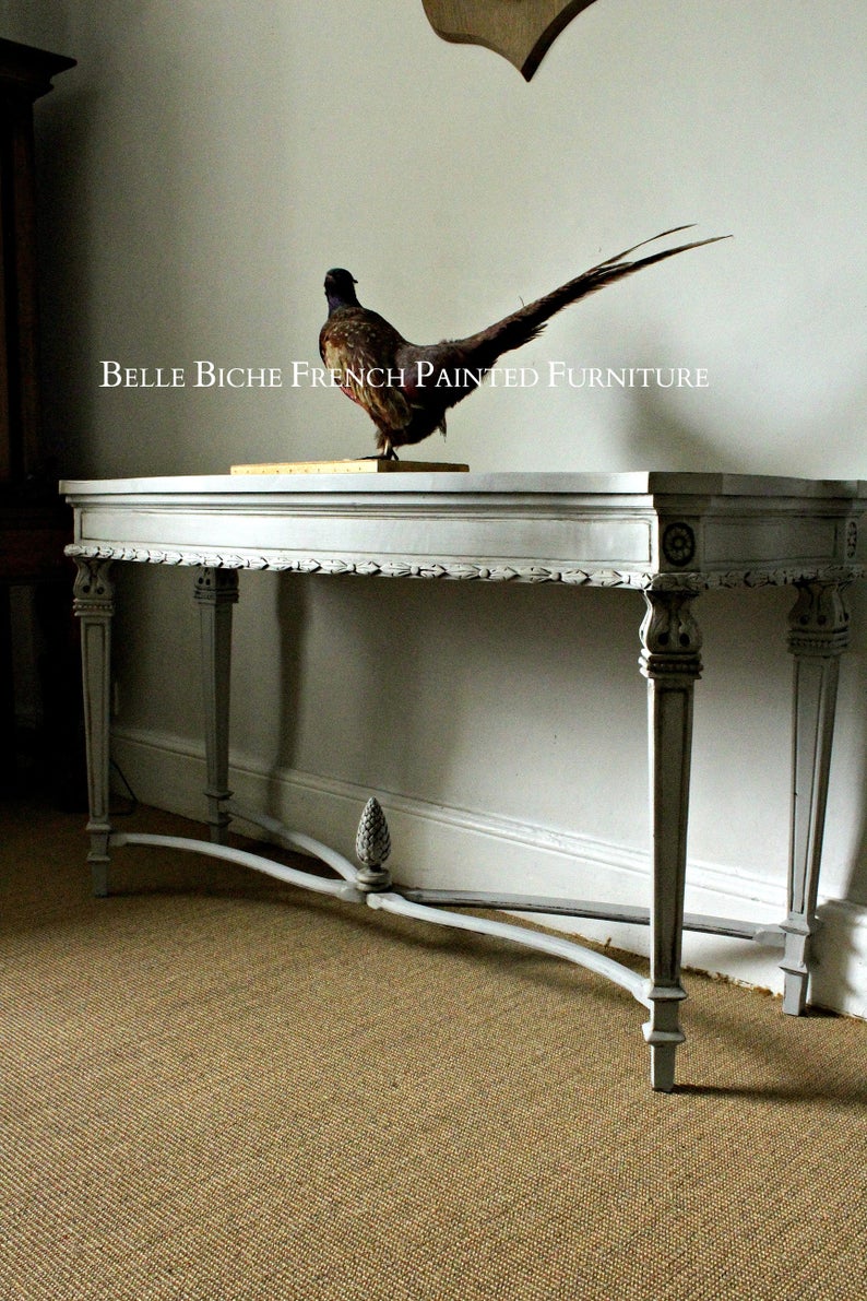 Gustavian Style Spacious Library Console