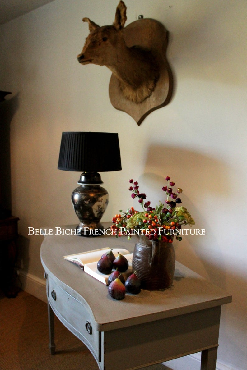 Two Drawer Serpentine Console