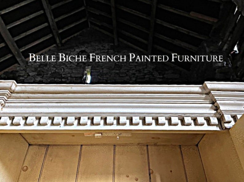 Provincial Style Continental Glazed Vitrine