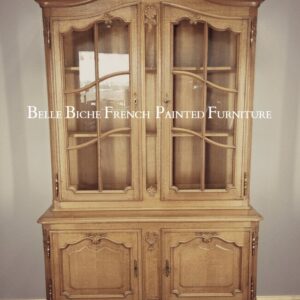 Elegant Mid Century Solid Oak French Louis XV Style Vitrine