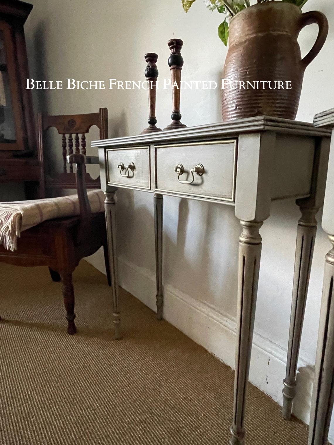 Beautiful Set of 2 George III Style Side Tables