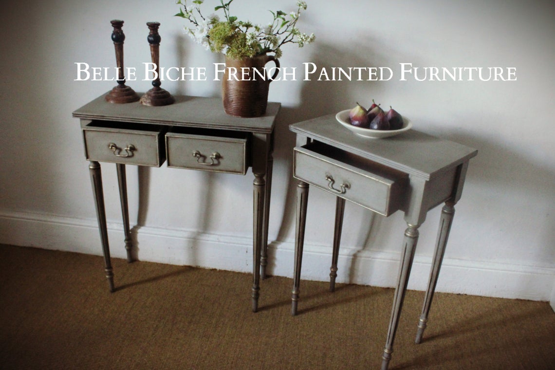 Beautiful Set of 2 George III Style Side Tables