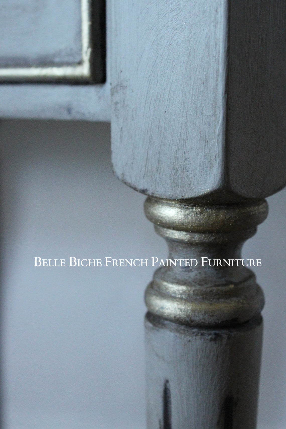 Beautiful Set of 2 George III Style Side Tables