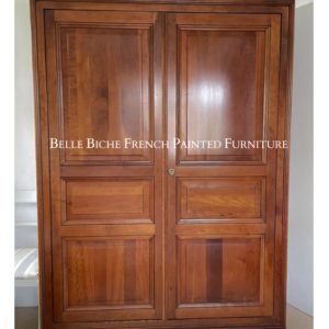 French knock down Armoire
