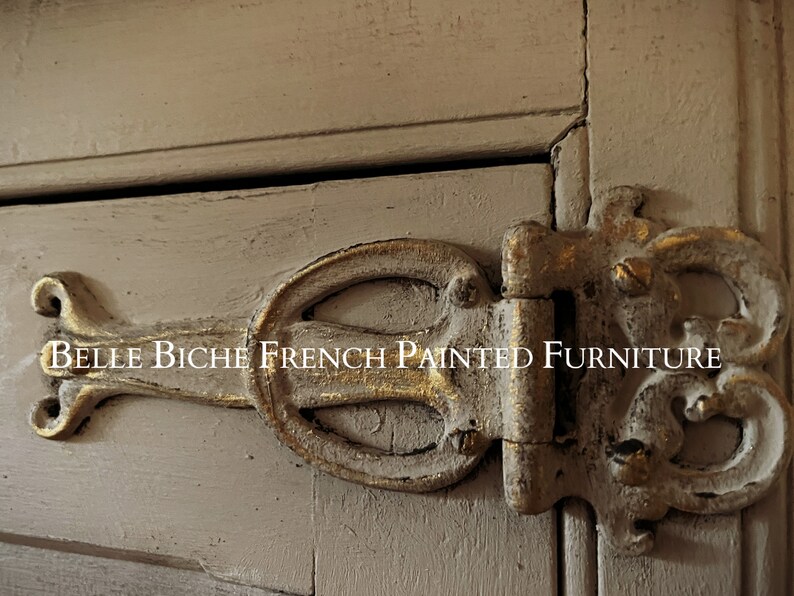 Single Door Hall Robe