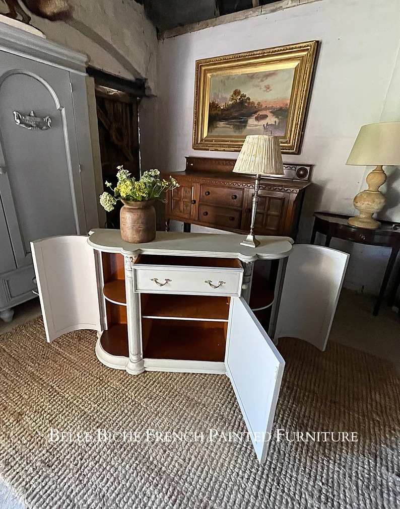 3-Door Bow Breakfront Sideboard Cabinet