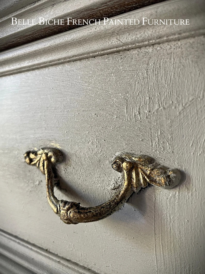 3-Door Bow Breakfront Sideboard Cabinet