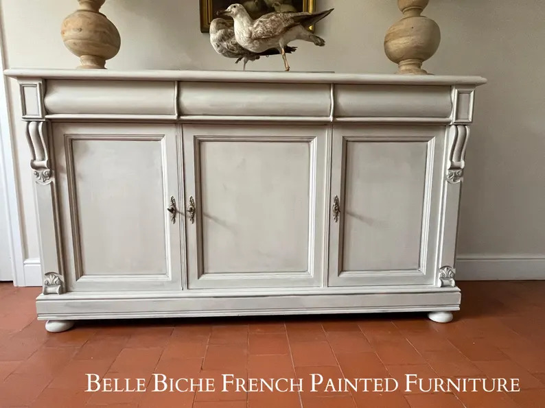 3-Door Gustavian Style Spacious Sideboard