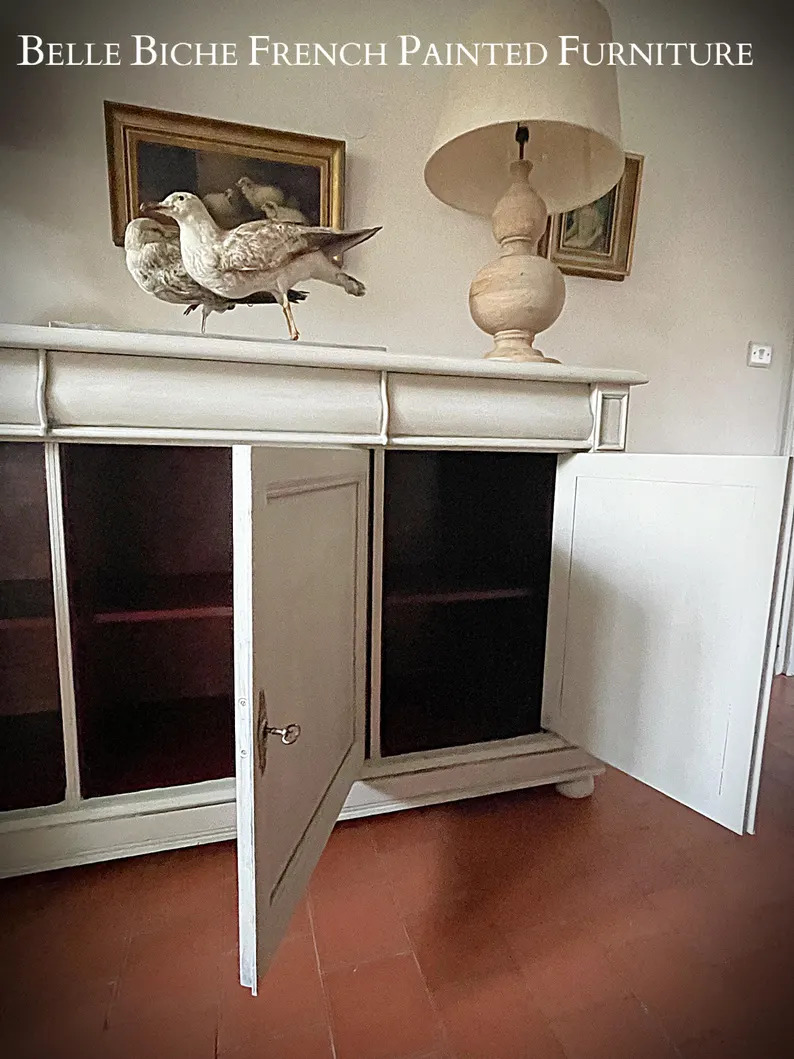 3-Door Gustavian Style Spacious Sideboard