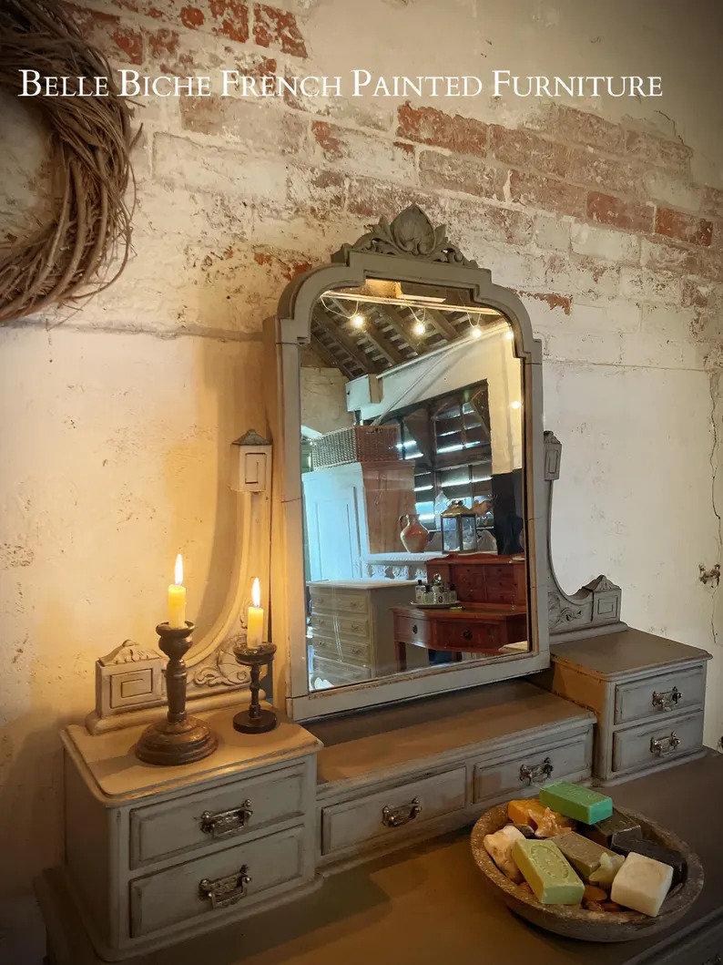 Duchess Dressing Table