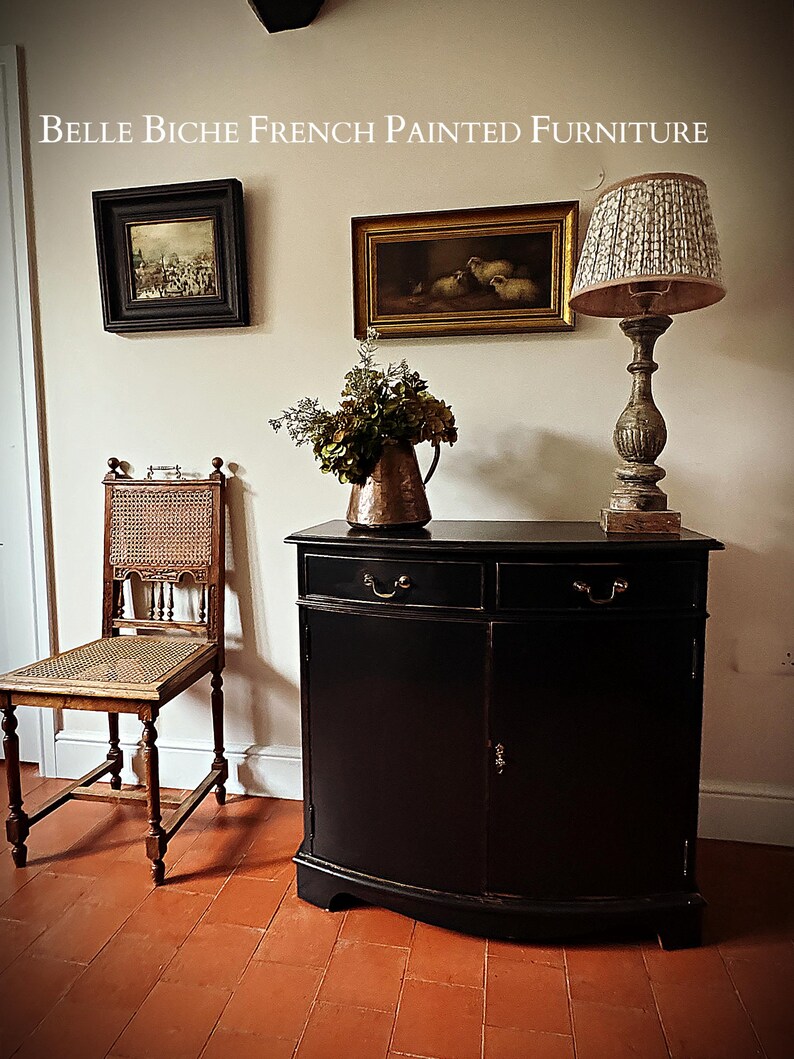 2-Door Bow Fronted Sideboard