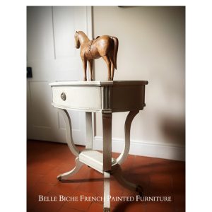 Elegant Georgian Style 2-Tier Oval Side Table